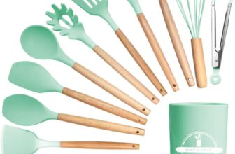 Kitchen Utensil Set, 12 PCS Silicone Cooking Utensils Set with Wooden Handle, Heat Resistant, Nonstick Cookware Tongs Spatula Spoon Set, Dishwasher Safe(Color:Green)