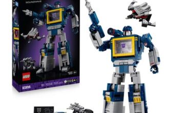 LEGO Icons 10358 Transformers: Soundwave Set for Adults
