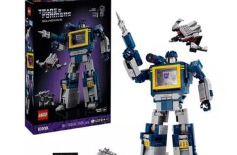 LEGO Icons Transformers: Soundwave Model Kit 10358