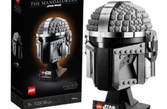 LEGO Star Wars the Mandalorian Helmet Model Set