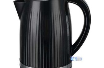 LOGIK L17PKB23 3000W Jug Kettle – Free Click & Collect