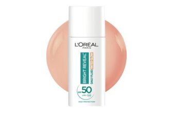 LOral Paris Bright Reveal UV Fluid Tinted Glow Pearl SPF50