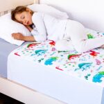 Lynmark Toddler Potty Training Bed Pads with Tuck-In Flaps – Soft Waterproof Bedwetting Pee Protector Mat for Kids – Multi-Layer Non-Slip Washable Mattress Sheet Absorbs Up to 2L – 90x85cm, Dinosaur
