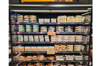 M&S Family Rotisserie Dine In Meal Deal – 1 Main 3 Sides – £15 / £3.75pp