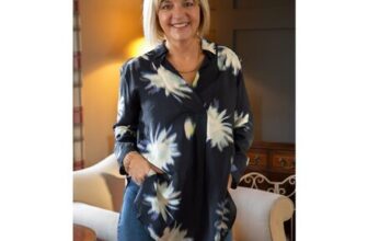 MaHerdis Abstract Floral Print Blouse