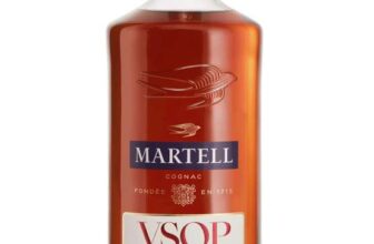 Martell VSOP Red Barrel Cognac, 70 cl (Packing May Vary)