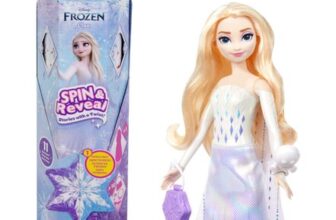 Mattel Disney Frozen Elsa Fashion Doll Set, Spin and Reveal