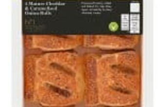 No.1 Mature Cheddar Cheese & Caramelised Onion Rolls 188g