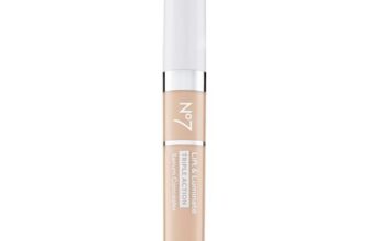 No7 Lift & Luminate TRIPLE ACTION Serum Concealer
