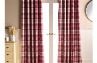 OHS Woven Check Eyelet Curtains