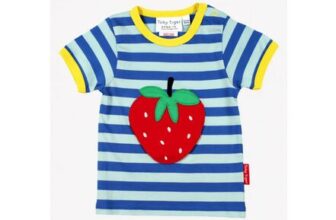 Organic Strawberry Applique Short-Sleeved T-Shirt