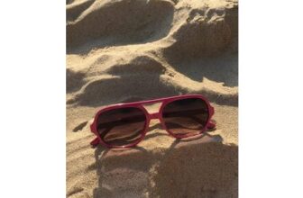 Plastic Frame Coloured Lens Aviator Sunglasses