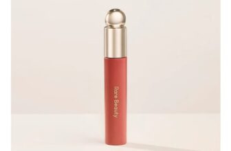 Rare Beauty Soft Pinch Lip Oil – Joy 3 Ml