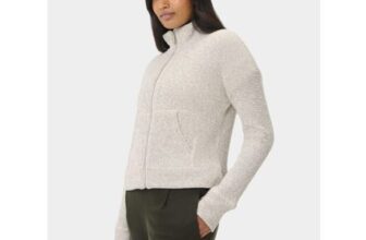 Restful Boucle Zip Through