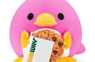 Snackles 8 Soft Plush – Platypus with Subway