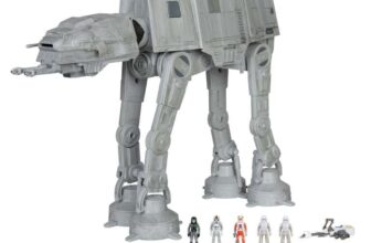 Star Wars Micro Galaxy Squadron AT-AT Walker – 10-Inch Assault Class Vehicle with Five 1-Inch Micro Figures