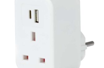 Status UK to European Power Adaptor, 1-Way, 2.4A USB-A & USB-C Ports White