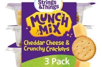 Strings & Things Munch Mix Cheddar Cheese & Crunchy Crackers 90g (3 x 30 g)