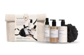 THE RETREAT Retreat into Wellbeing Gift Bag Set