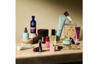 The Harpers Bazaar Icons Beauty Box