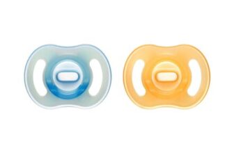 Tommee Tippee Ultra-Light StayPut Night Glow Dummy, 6-18m, 2 Pack
