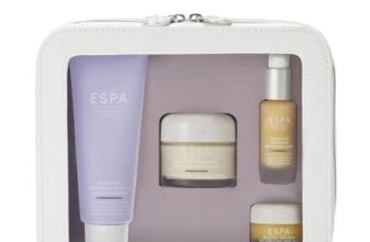 Tri-Active Resilience Strength & Vitality Skin Regime Set