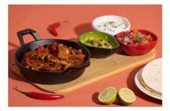Typhoon World Goods Fajita Serving Set