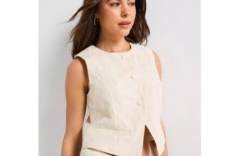 Vero Moda Meline Sleeveless Short Waistcoat – Cream