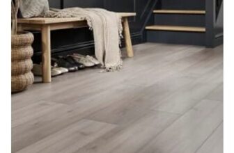 Wickes Arreton Light Grey Oak 12mm Laminate Flooring – 1.48m2