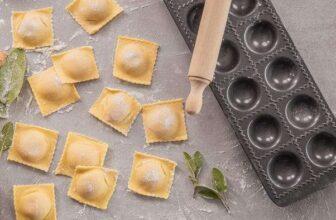 World Gourmet Round Pasta Mold (Click and Collect Only)