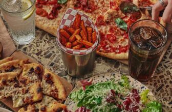 Zizzi any main, 2 sides and 2 drinks