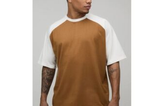 boohooMAN Oversized Raglan Short Sleeve T-Shirt