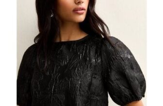 Black Floral Jacquard Short Sleeve Top
