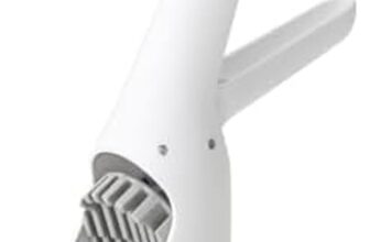 Chefn Strawberry Slicester Fruit Slicer Quick and Even Slicing Tool for Strawberries and Soft Fruits, BPA-Free, Dishwasher Safe, Easy-Grip Design, White/Red