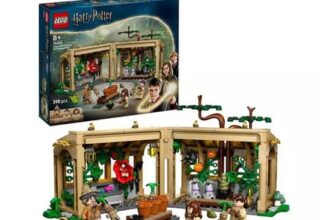 LEGO Harry Potter Hogwarts Castle: Herbology Class 76445