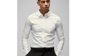 Man Muscle Fit Long Sleeve Shirt