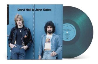 Now Playing Daryl Hall & John Oates – Sea Blue Coloured Rhino Vinyl