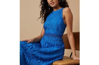 Oasis Petite Lace Halterneck Dress