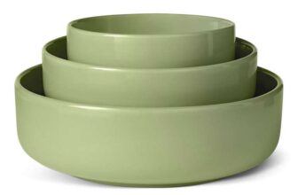 Amazon Basics 3-Piece Set Glazed Stoneware Serving Bowls, Dishwasher-Safe Olive