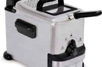 Tefal Oleoclean Compact, 2L Oil Capacity, Patented Filtration System, Easy to Clean, 0.8kg, 3 Portions, 1600W, Stainless Steel with Removable Grey Oil Box – FR701640