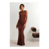 Basic Slash Maxi Dress
