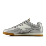 New Balance RC42 Trainers – silver – Size 4 or 5